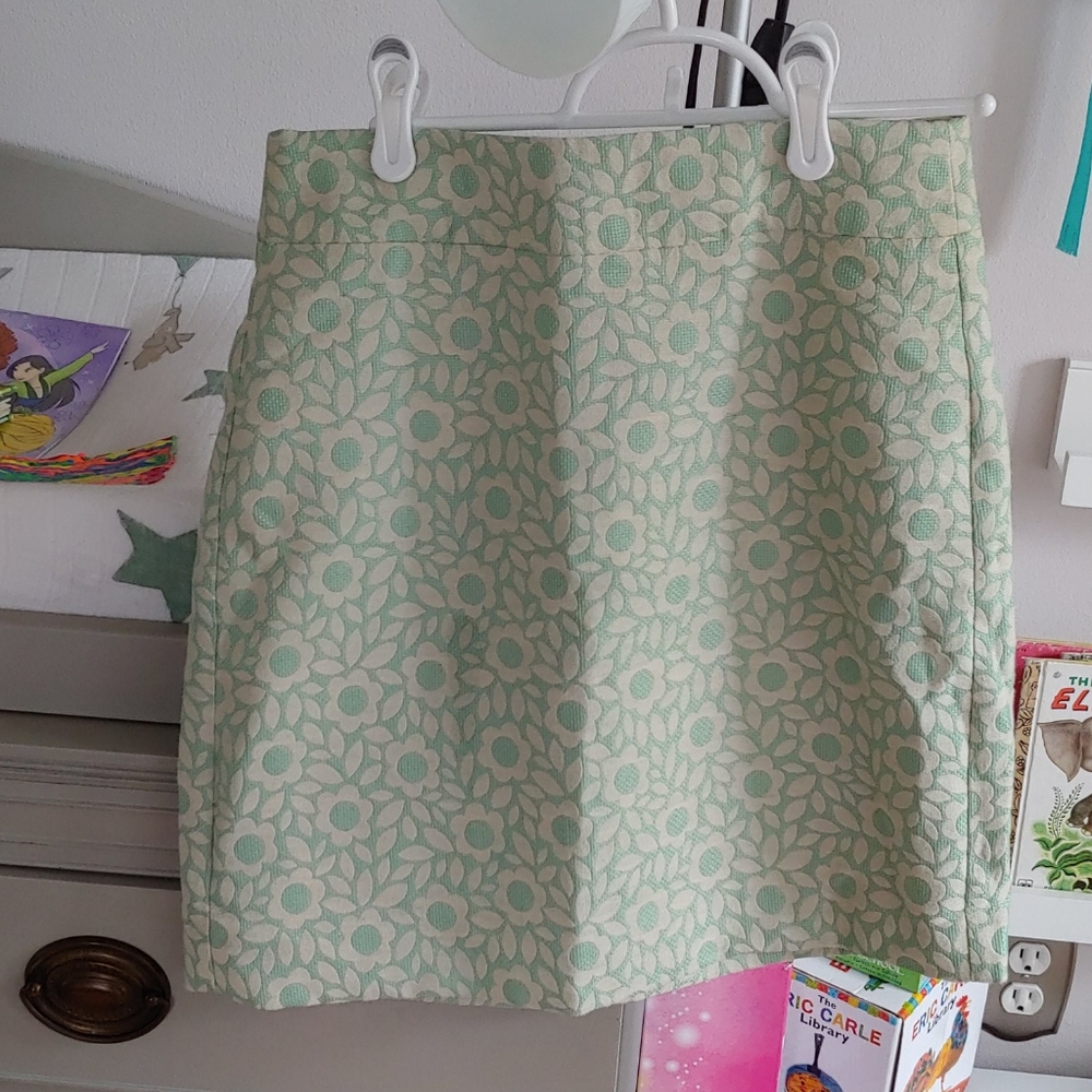 Spring skirt